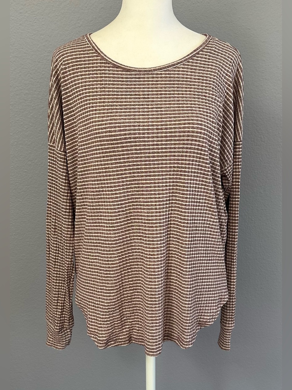 Staccato NWOT S Lightweight Pullover